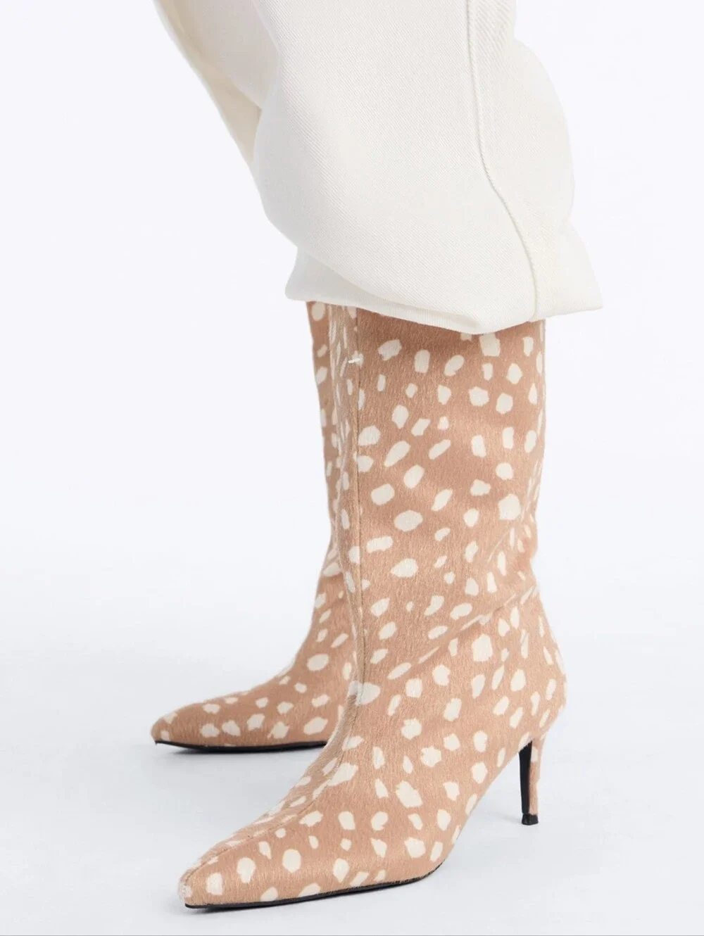 Women’s Beige & White Spotted Mid-Calf Pointed Heel Boots